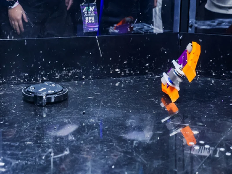 机器人格斗轰鸣2025AEW,RFT极智战甲大赛收官